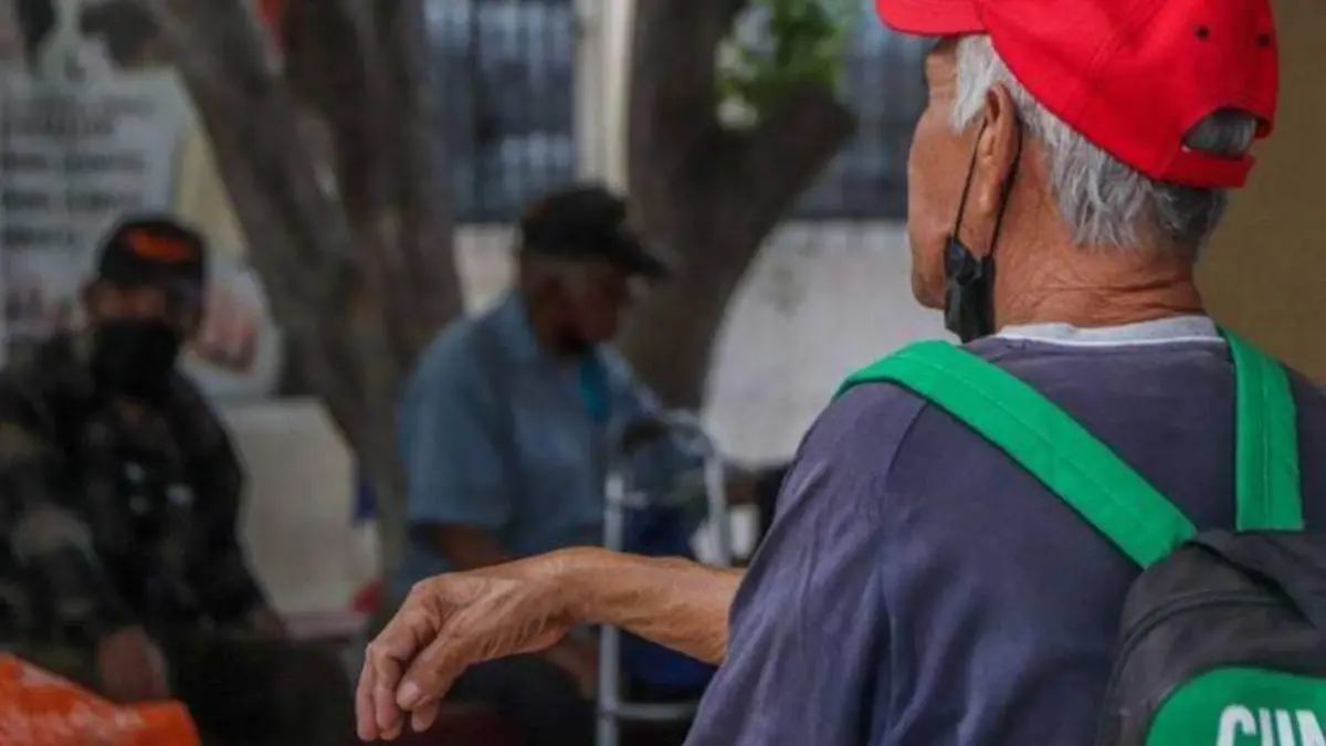 Atención y medicamentos gratuitos adultos mayores